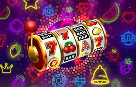 Responsible gaming checklist beside slot content for Bangladesh adults